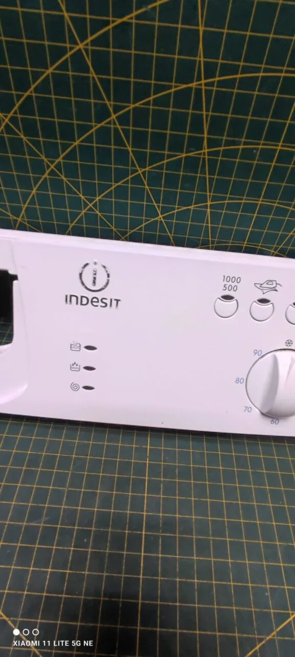IMG_20260122_154514 Панель Indesit WIUN 105