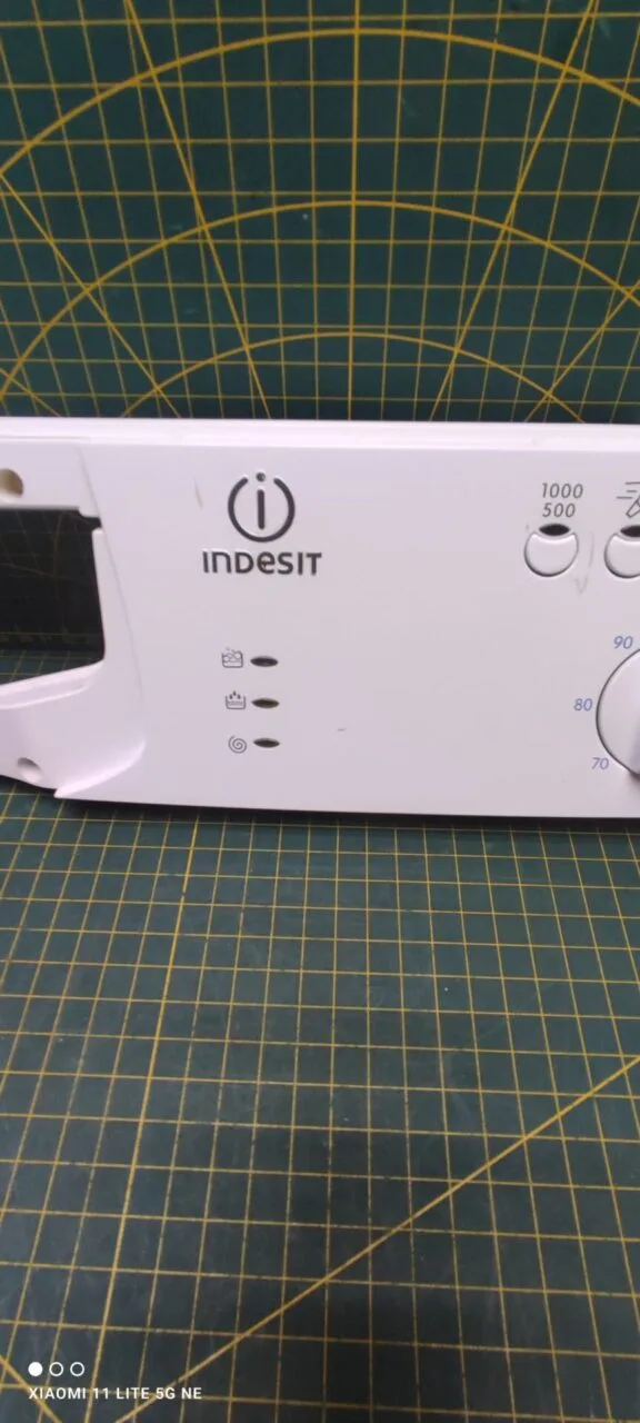 Панель Indesit WIN 102