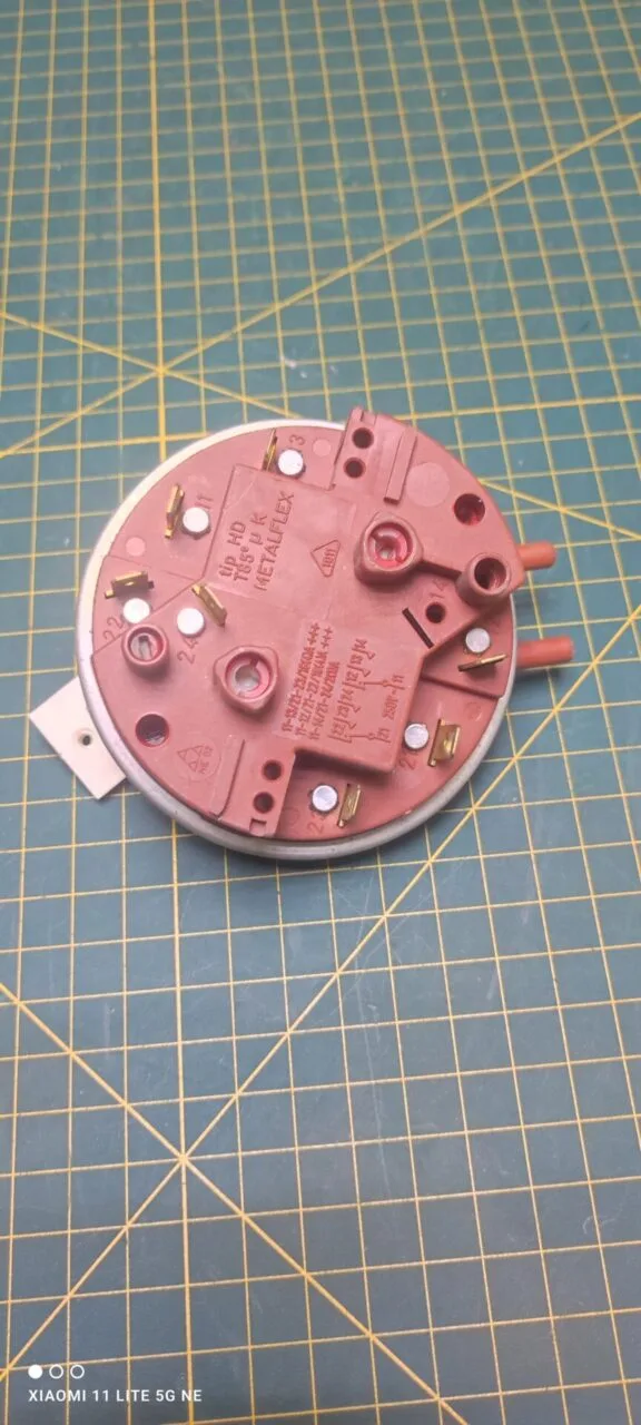 Прессостат Bosch 468-952