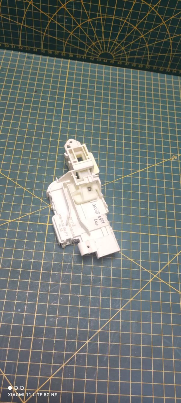 Устройство блокировки люка (убл) вертикалки Electrolux A00556501/A00556504