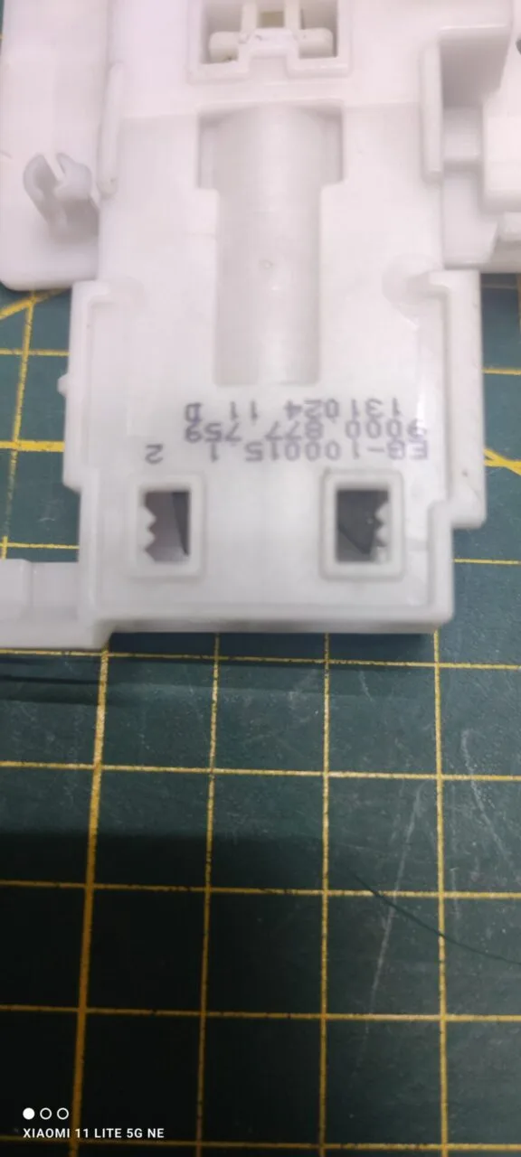 Замок люка Bosch 9000877759 для пмм