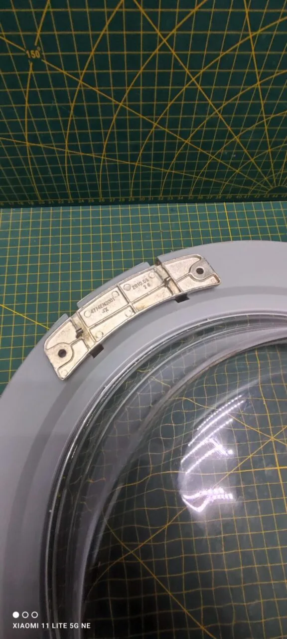 Люк LG ADC 72912401 серый