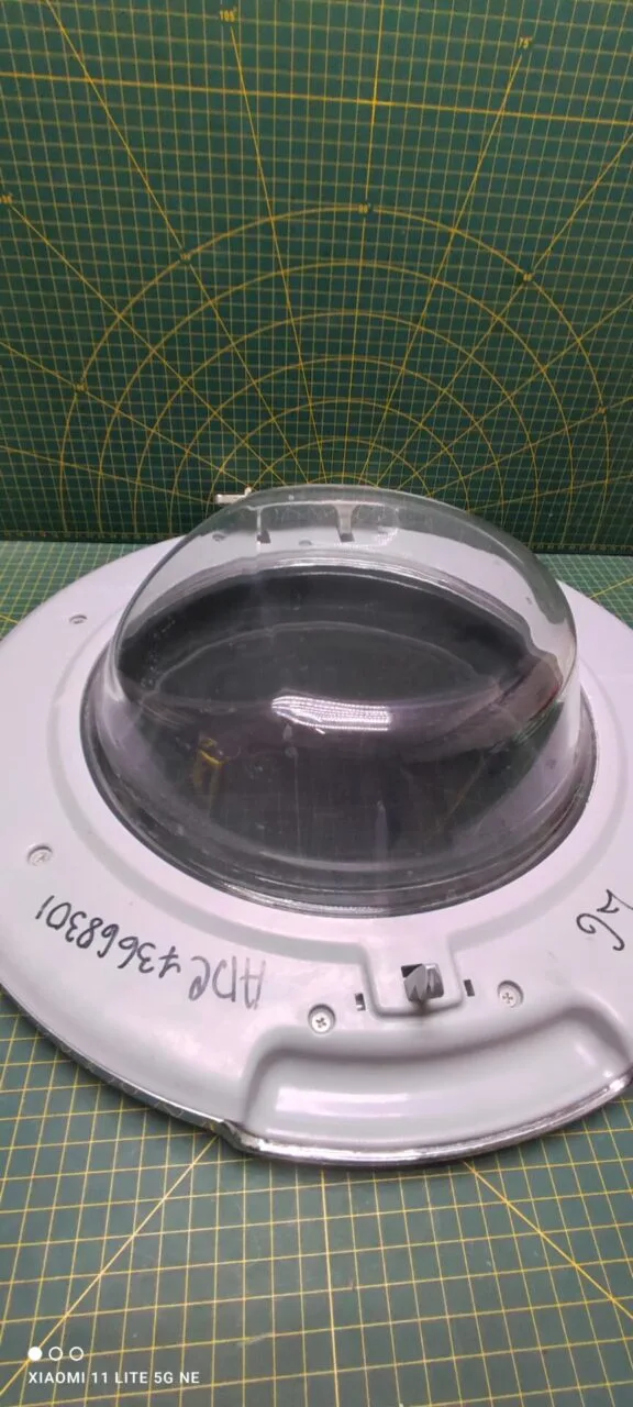 Люк LG ADC 7366301-2 с дефектом