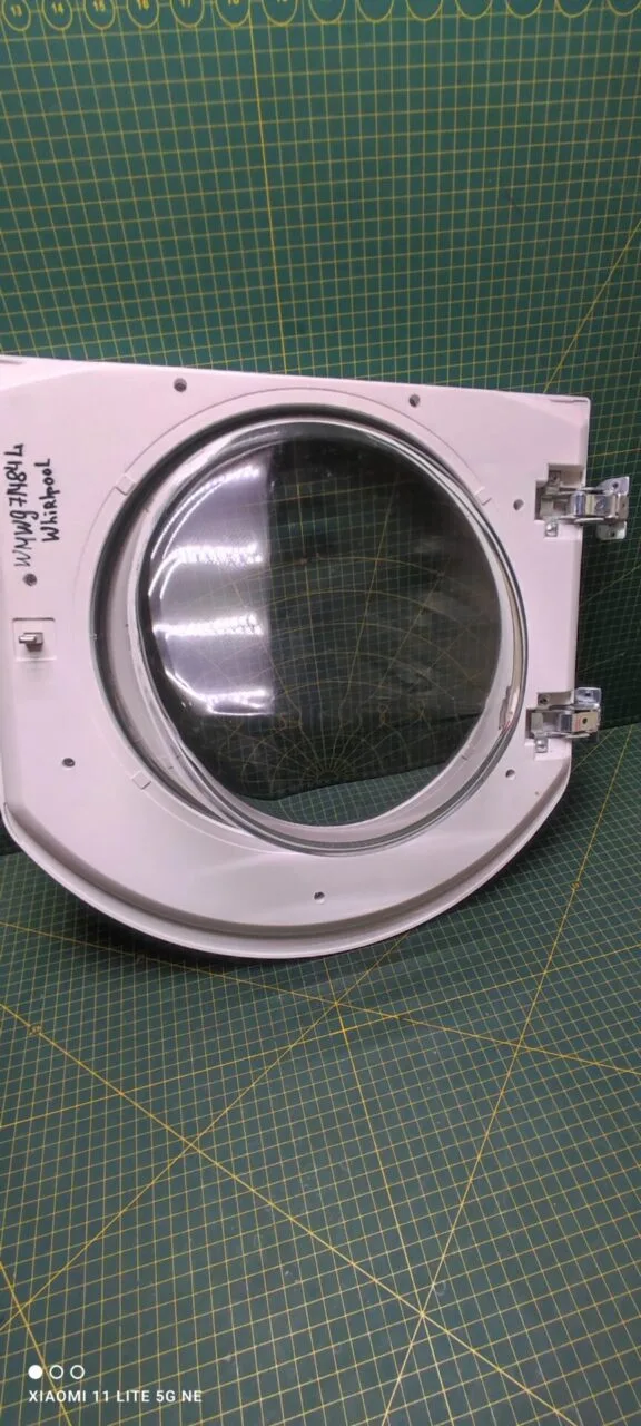 Люк Whirlpool Ariston MWG71484L