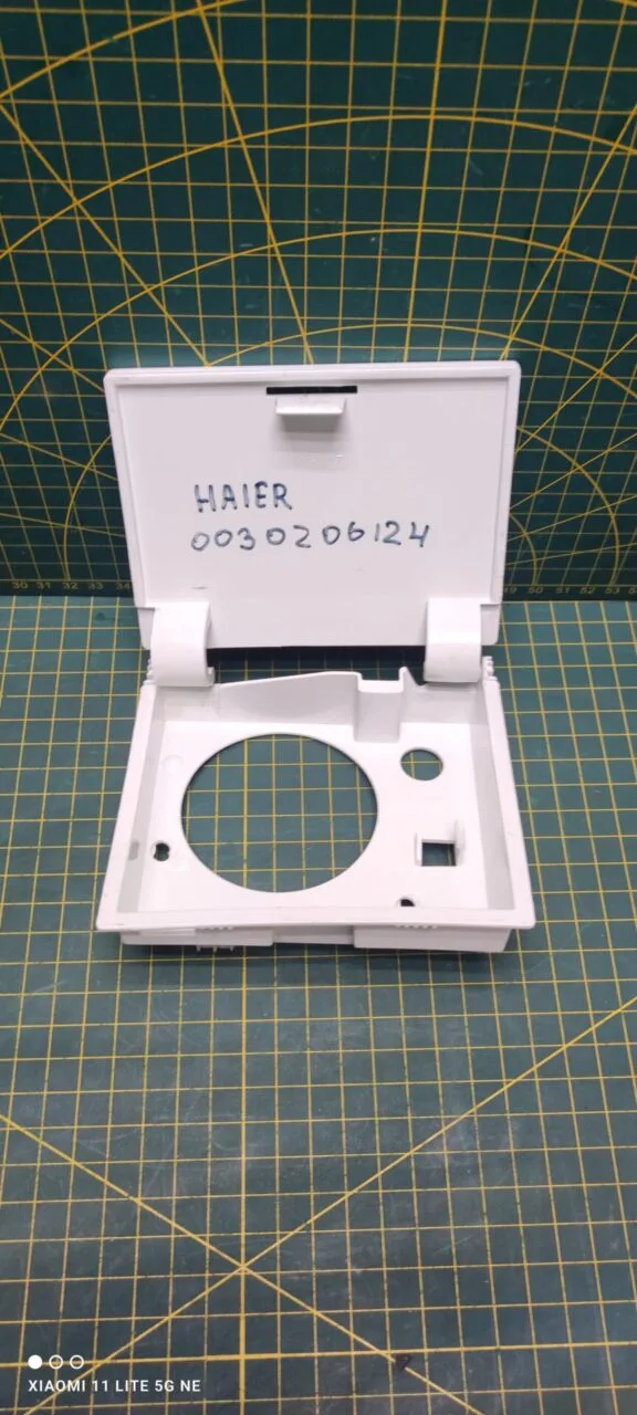 Панель сливного фильтра Haier 0030206124