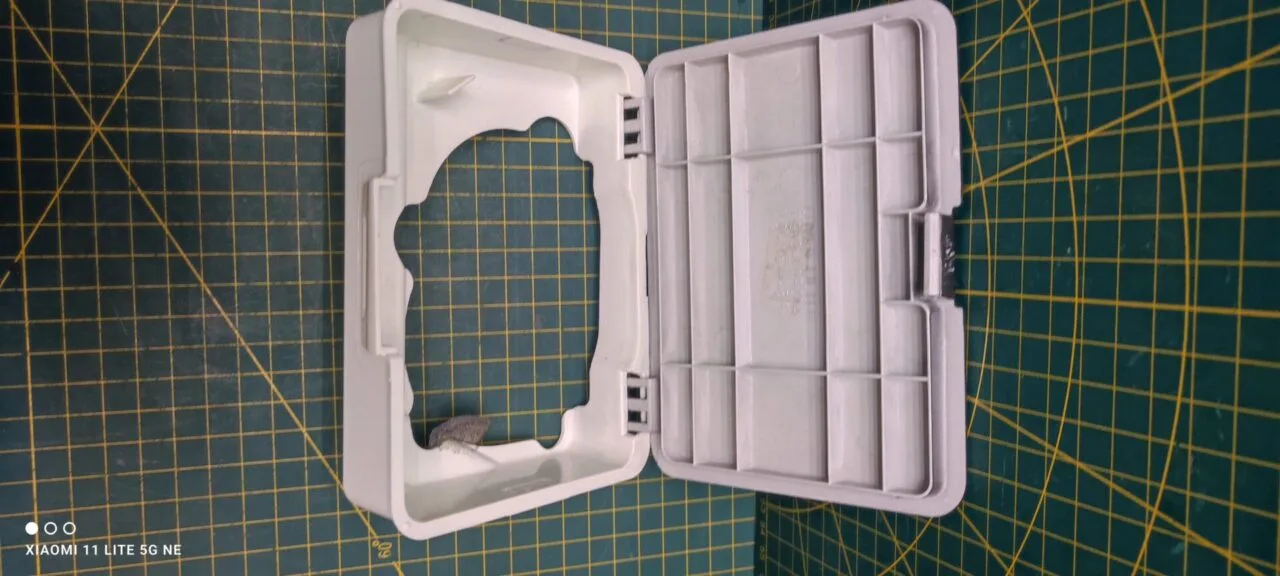 Панель сливного фильтра Samsung DC63-00920A тем. серая