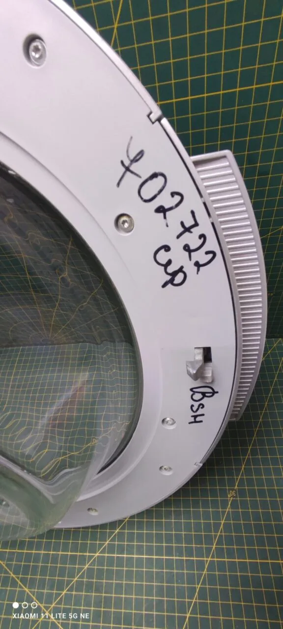 Люк Bosch 702722 серый