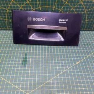 Панель порошкоприемника Bosch 9000126109 черн.