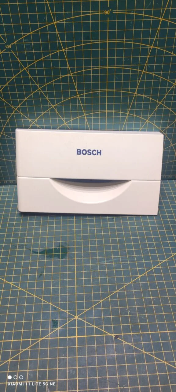 Панель порошкоприемника Bosch BL 9143 Панель порошкоприемника Bosch BL 9143
