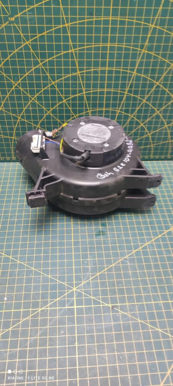 Мотор сушки Bosch G2E104-AA82-10