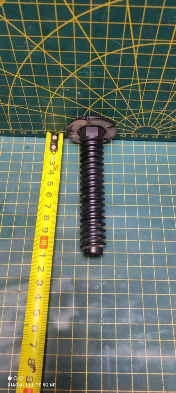 Ножка Bosch 165328 для пмм