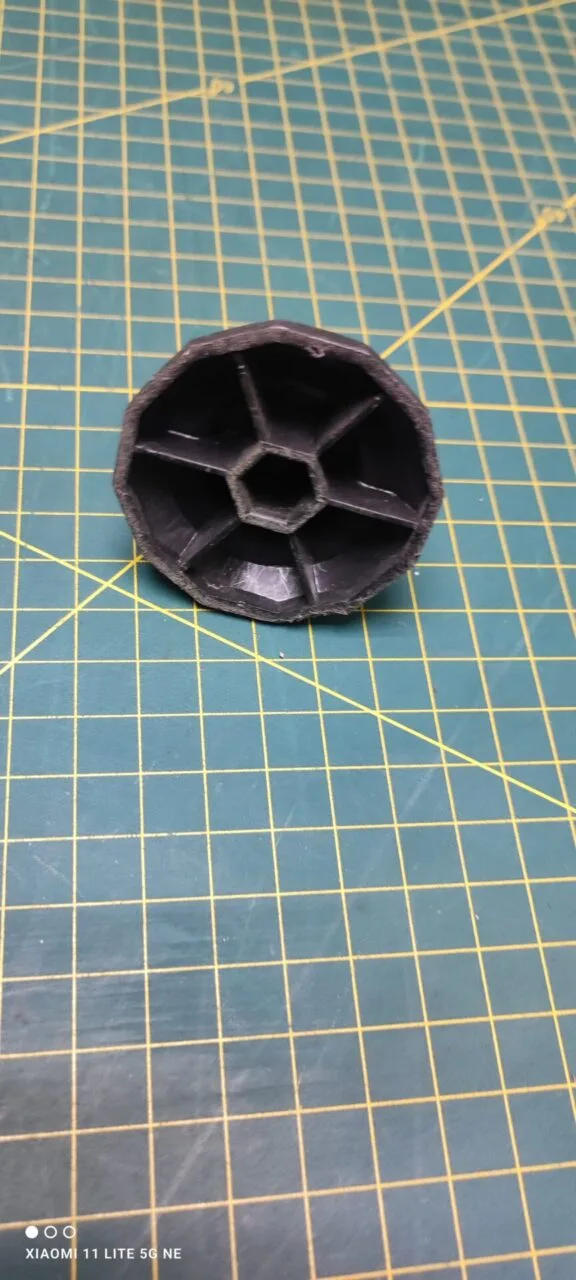 Ножка Ariston C 00260818 для пмм