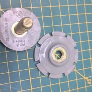 Ножка Miele 1548364 для см Ножка Miele 1548364 для см