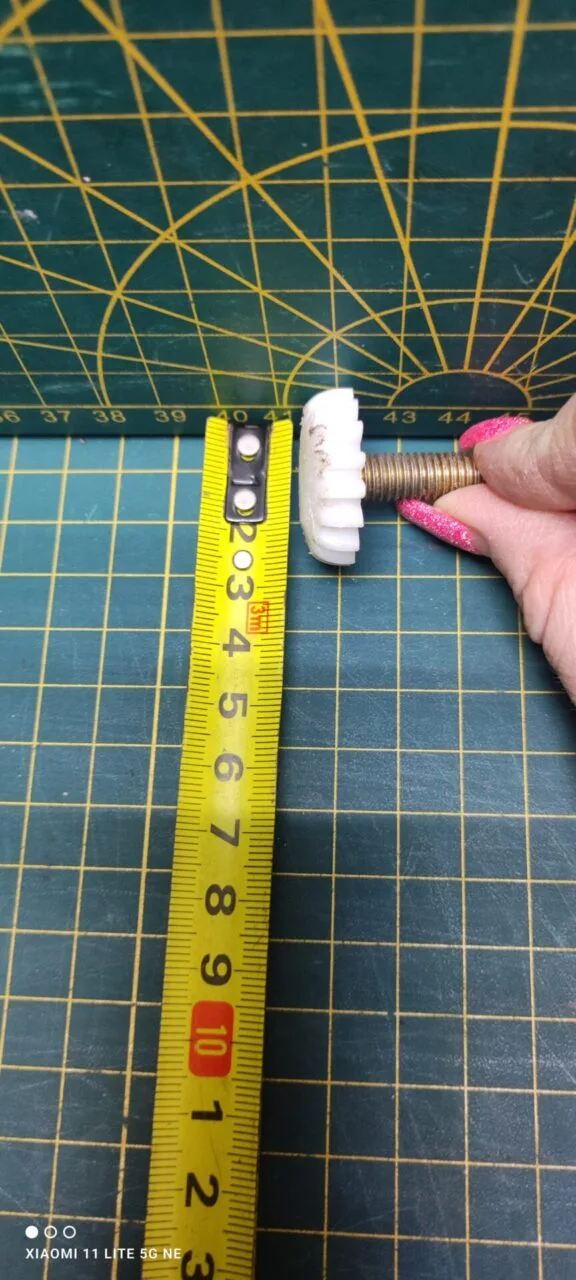 Ножка Miele 5593730 для пмм
