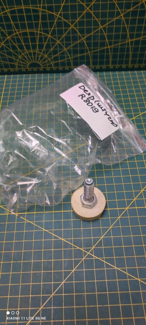 Ножка Dexp R 8019 для см