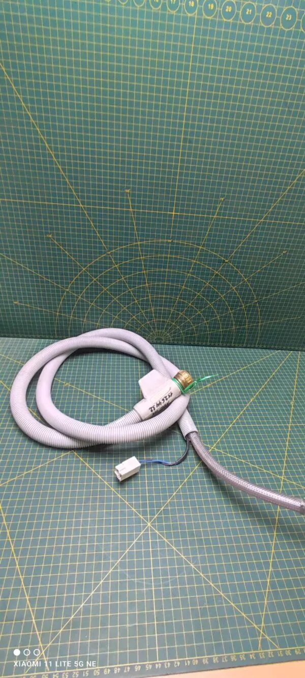Шланг аквастопа Aeg 15264432 для пмм