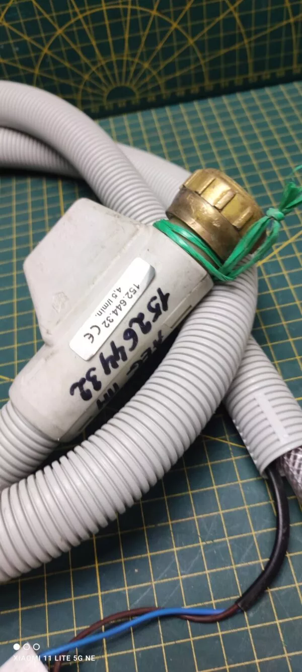 Шланг аквастопа Aeg 15264432 для пмм