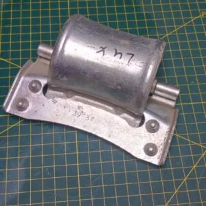 Петля люка Electrolux 108611894 Петля люка Electrolux 108611894