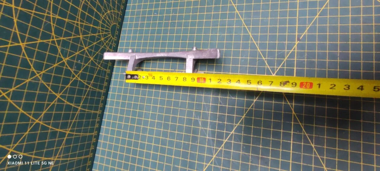 Петля люка Hansa 8010444