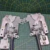 Петли Electrolux 4055067940 Син. пара лев+правая для пмм
