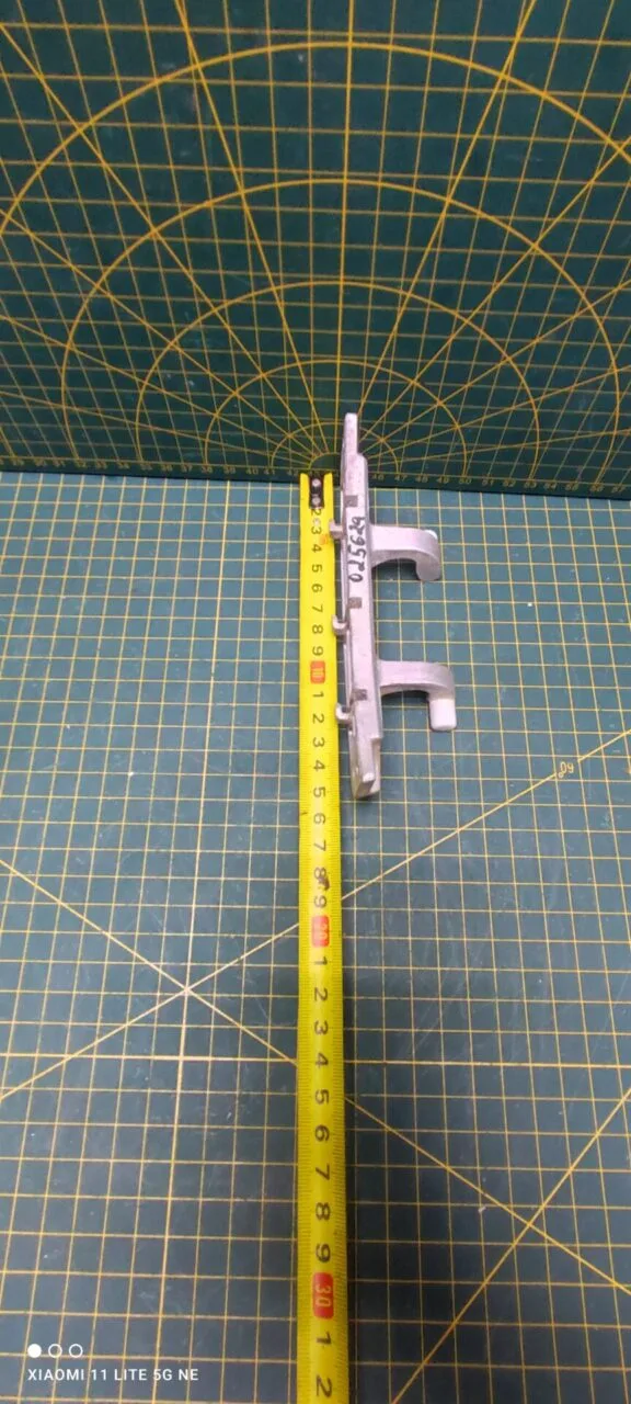 Петля люка Samsung DC61-02562A +2втулки