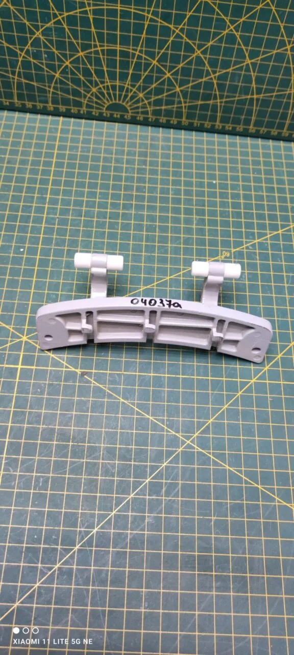 Петля люка Samsung DC61-04037A +4втулки