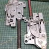 Петли Electrolux 4055148409 пара лев+правая для пмм
