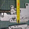 Петли Electrolux 4055393351 Желт. пара лев+правая для пмм