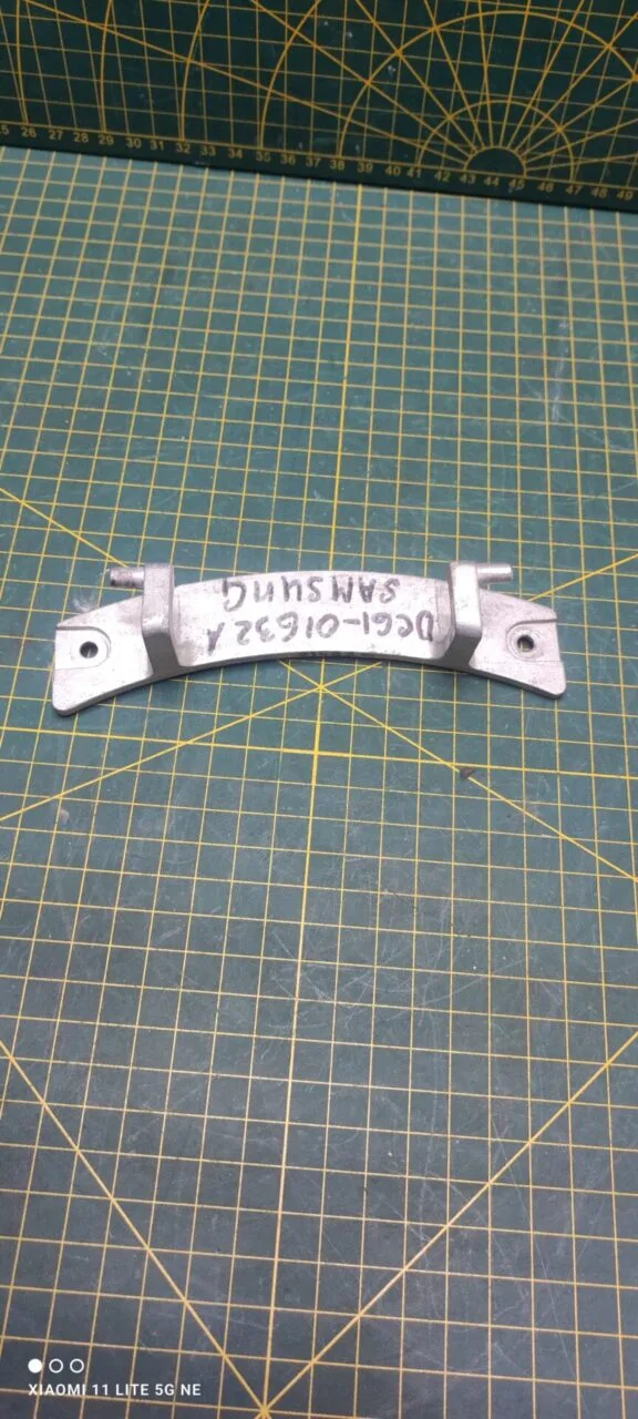 Петля люка Samsung DC61-01632A без втулок