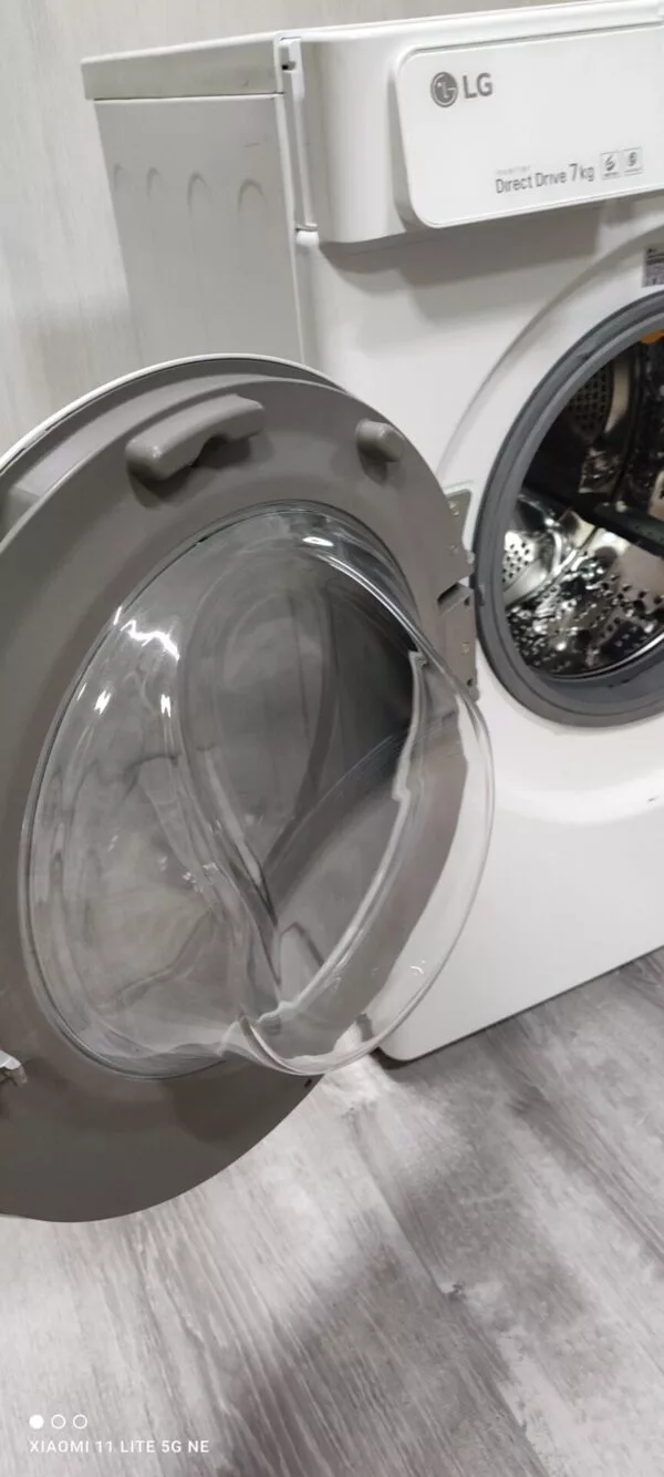 Стиральная машина LG F12U1HDN0 7кг.
