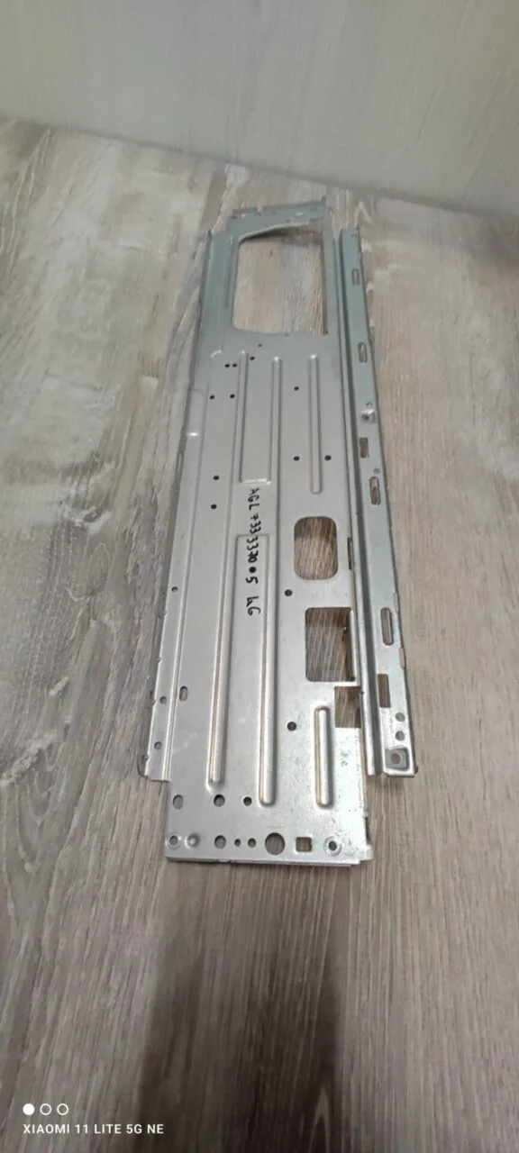 Планка LG AGL 73333705 для стиральной машины Планка LG AGL 73333705 для стиральной машины