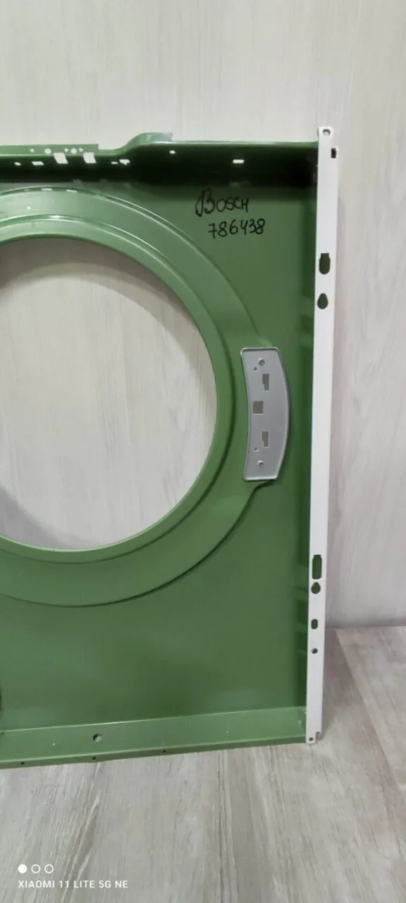 Передняя панель корпуса Haier 786438 к стиральной машине