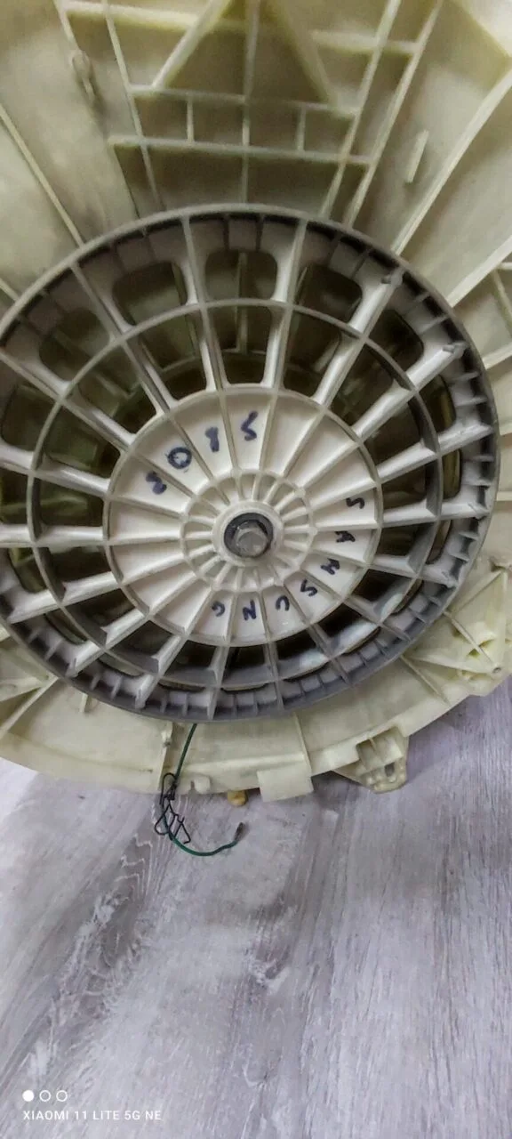 Бак в сборе Samsung DC61-00364a/00365a 203/204 3.5кг патрубок в бак Только самовывоз!