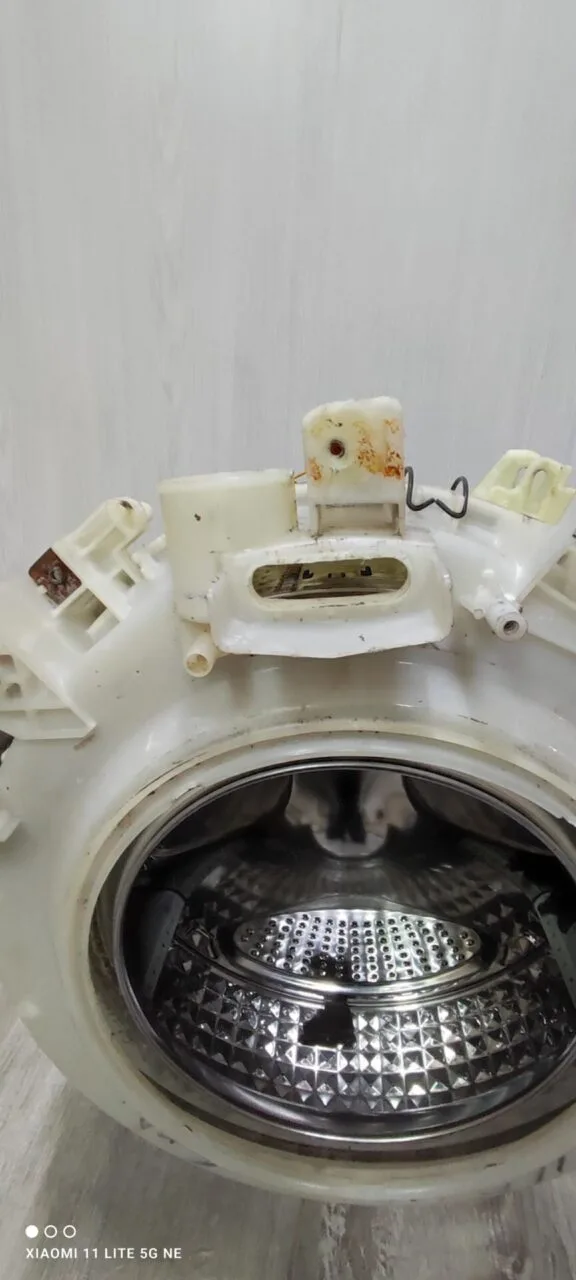 Бак в сборе Samsung DC61-00364a/00365a 203/204 3.5кг патрубок в бак Только самовывоз!