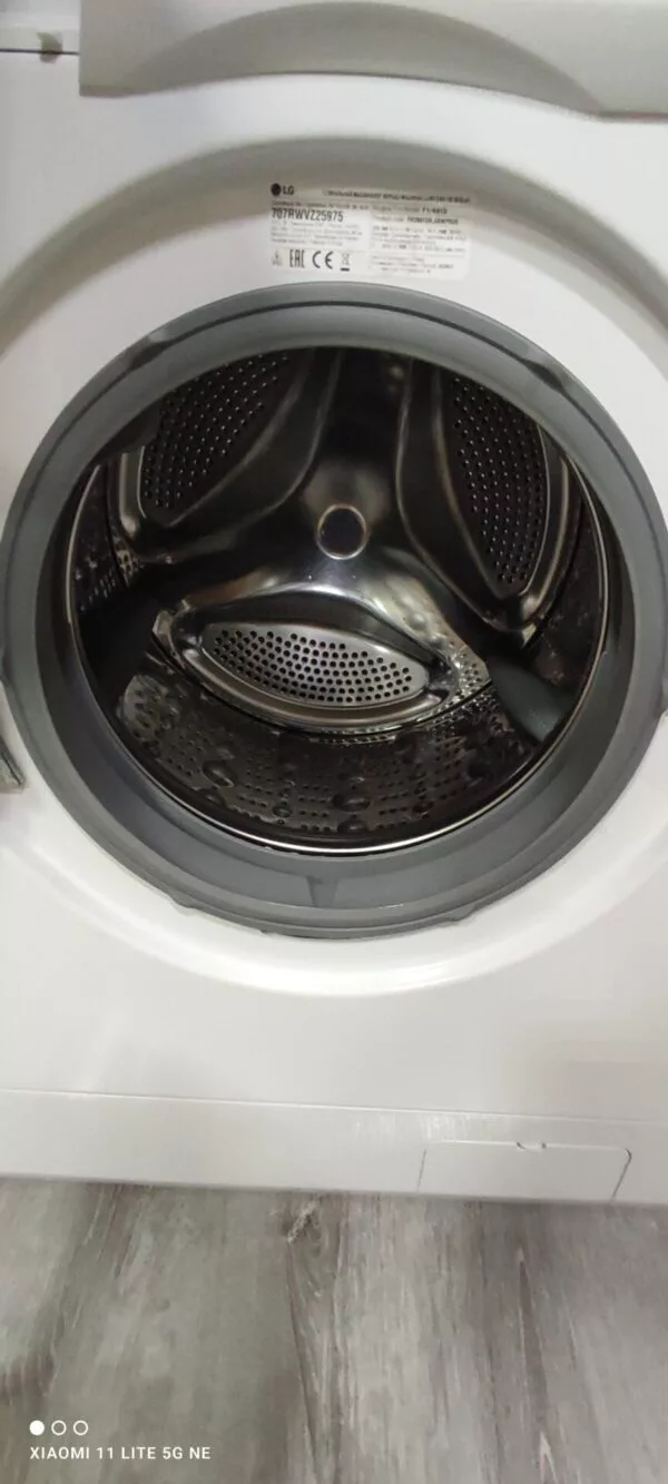 Стиральная машина LG F12B8TD 8кг.