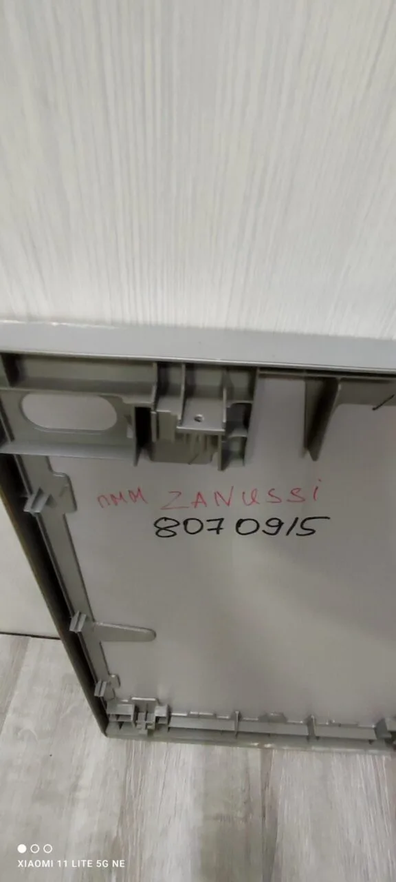 Верхняя панель корпуса Zanussi 8070915 для пмм