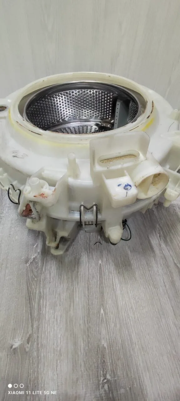 Бак в сборе Samsung DC61-00365a/00365a патрубок в бак 203/204 Только самовывоз!