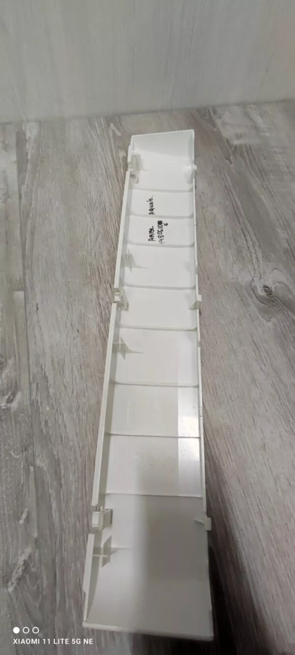 Цокольная панель Indesit 148061016