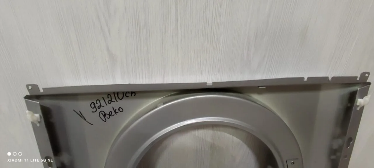 Передняя панель корпуса Beko 921210cn сер.