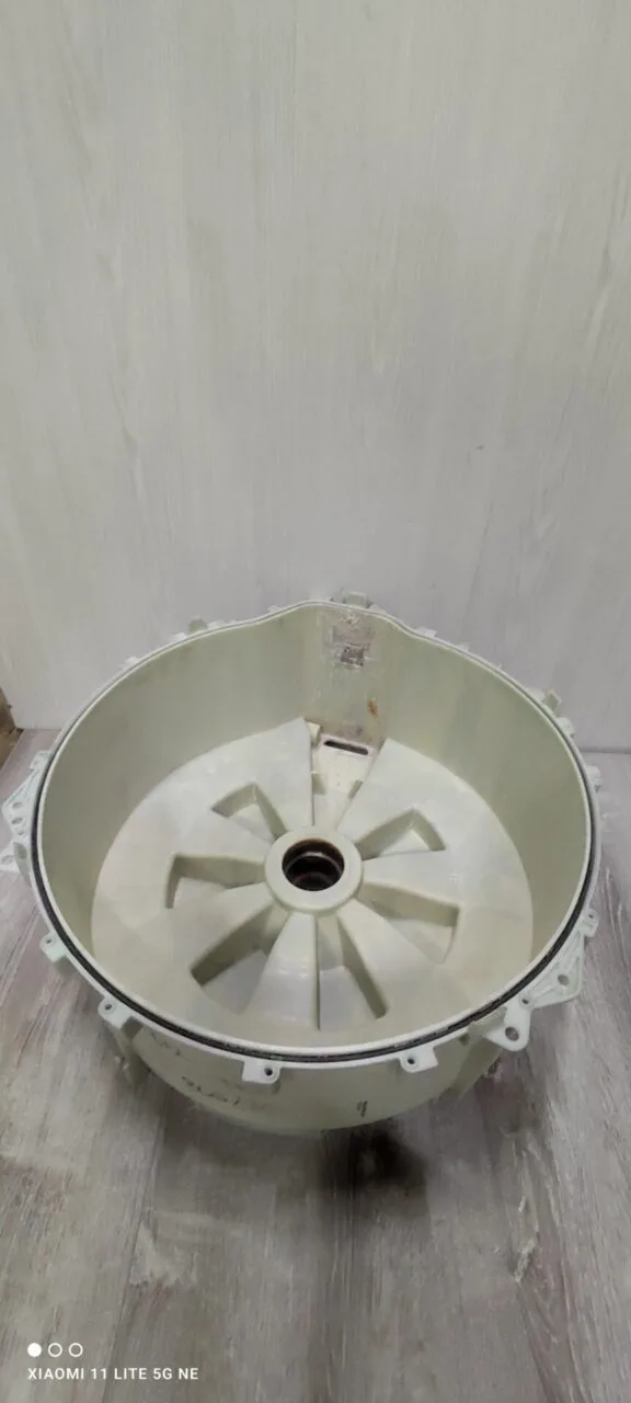 Задний полубак Bosch 5420000019 305/306 Log.8