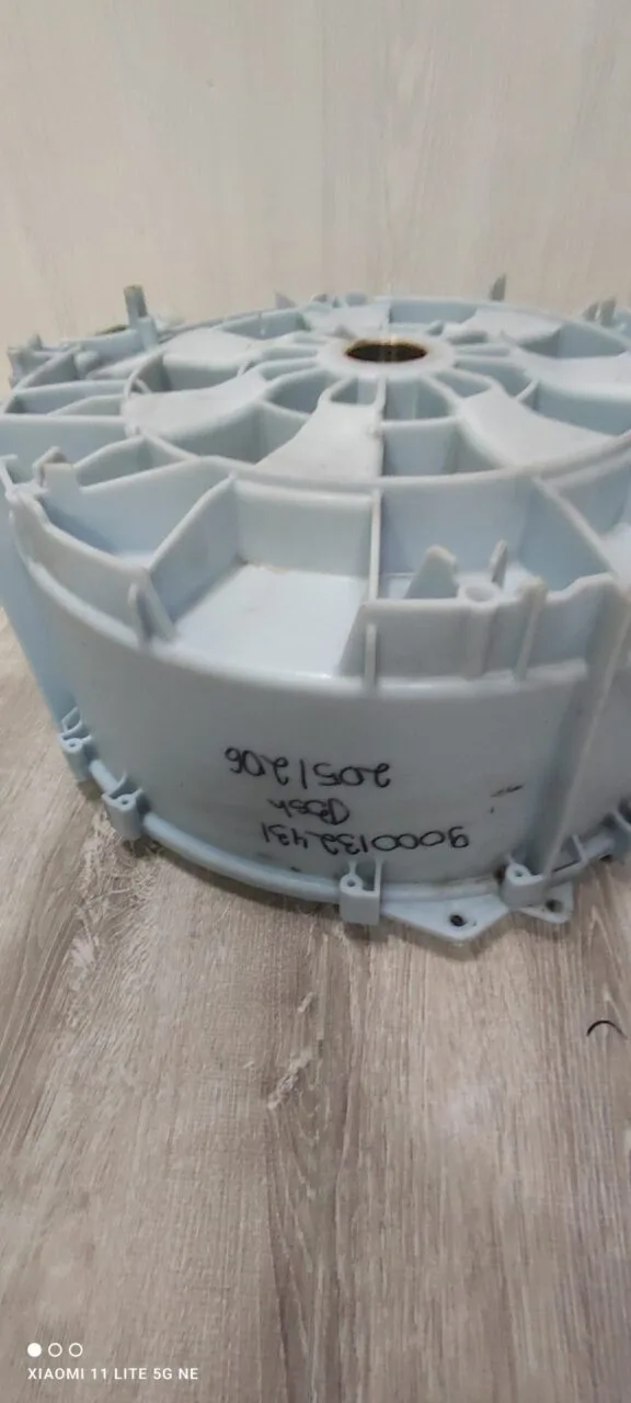 Задний полубак Bosch 9000132431 205/206 Log.7.8