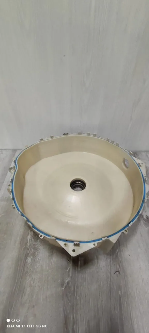 Задний полубак Bosch 5550006246 , 555000018 305/306