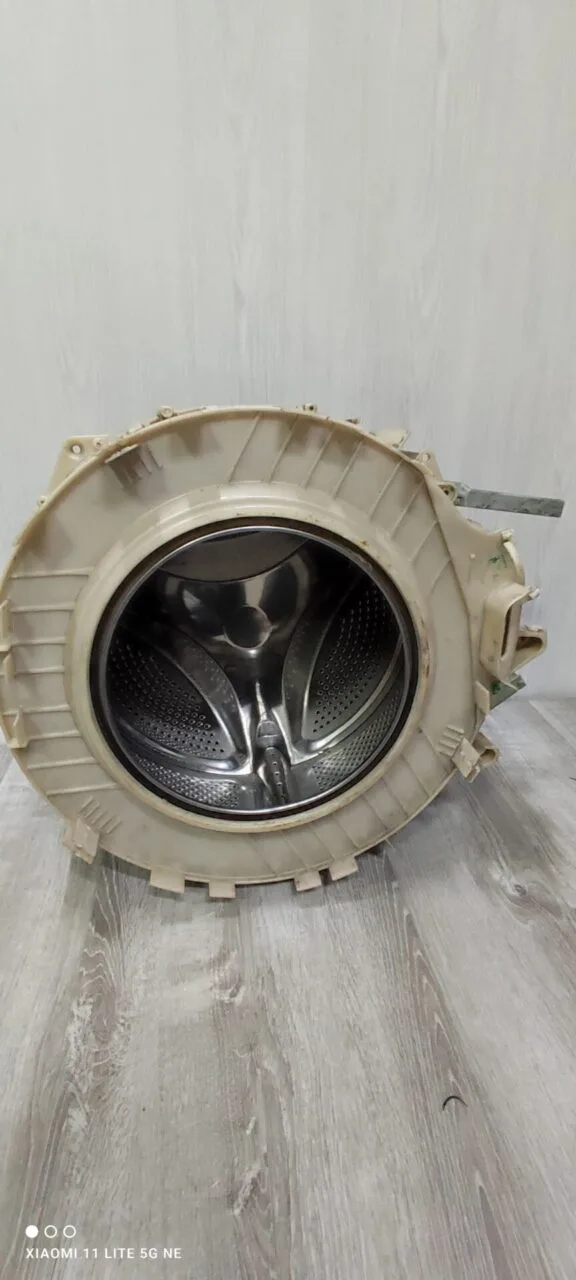 Бак в сборе Bosch 5550005618/555005044 305/306 Малый груз Только самовывоз!