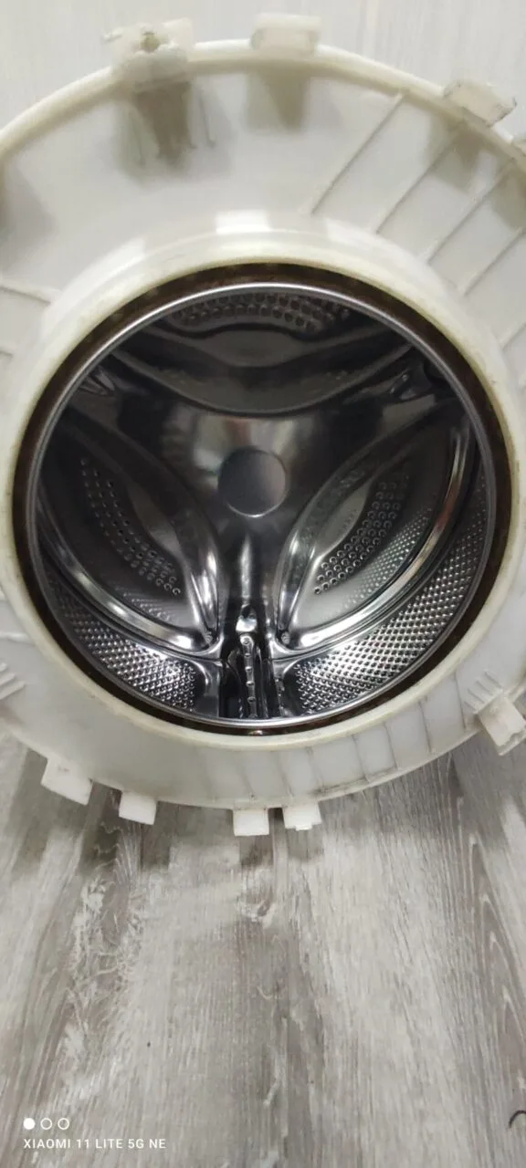 Бак в сборе Bosch 9000399680/9000498120 204/205 Малый груз Только самовывоз!