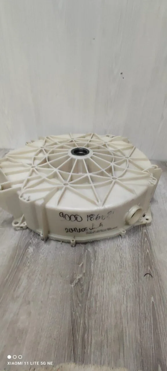 Задний полубак Bosch 9000186681 9000498120 204/205 maxx4-5