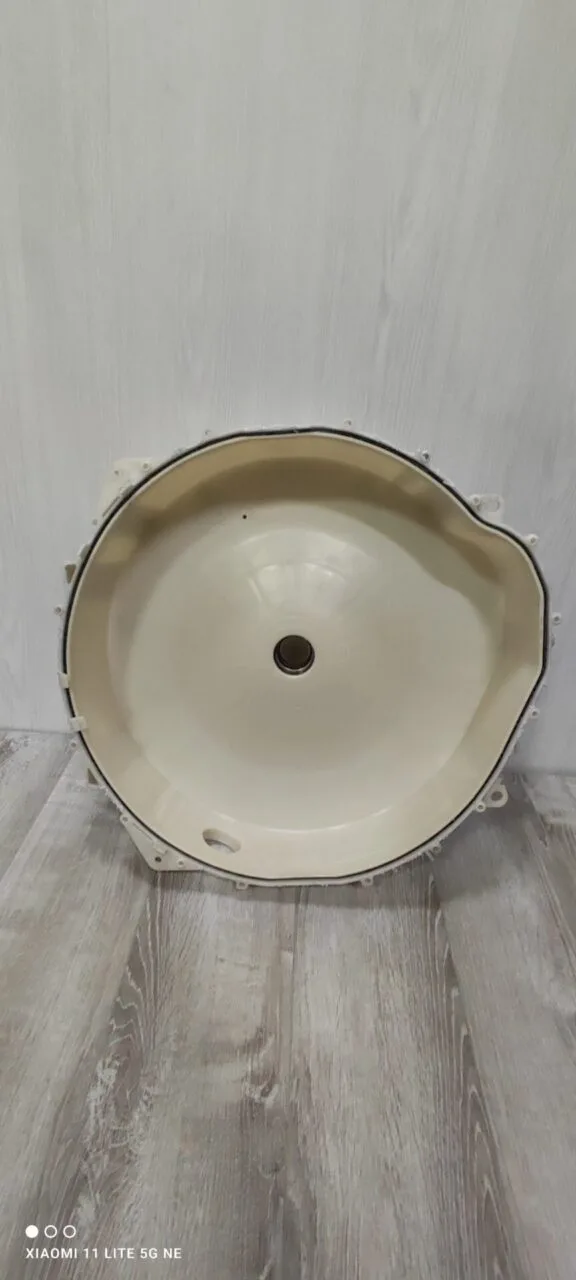 Задний полубак Bosch 9000186681 9000498120 204/205 maxx4-5