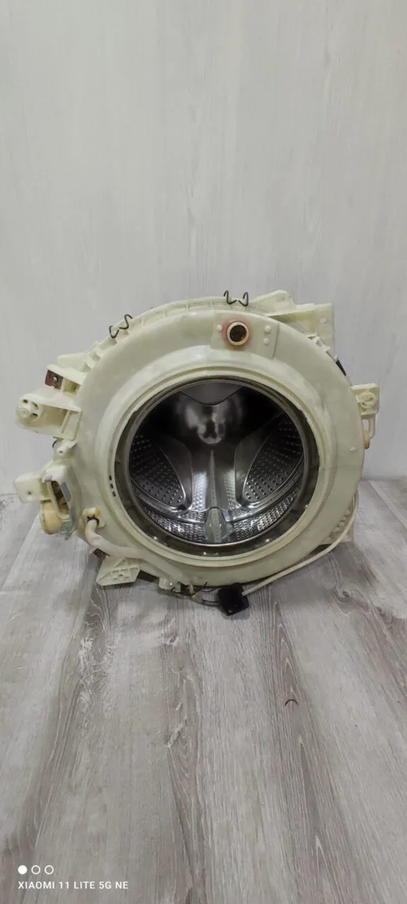 Бак в сборе Samsung DC61-00253a (00365a)/00365a 203/204 4.5кг. патрубок под хомут Только самовывоз!