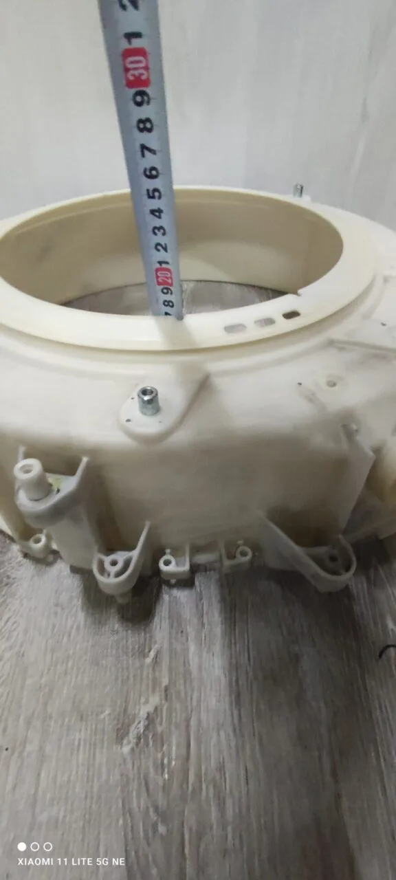 Передний полубак Bosch 9000354783 Log.6.Serie