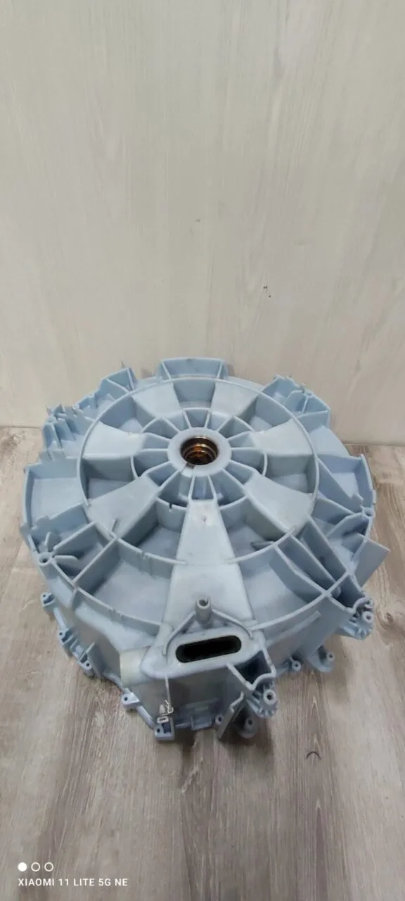 Задний полубак Bosch 9000255211 205/206 Log.7.8 Задний полубак Bosch 9000255211 205/206 Log.7.8