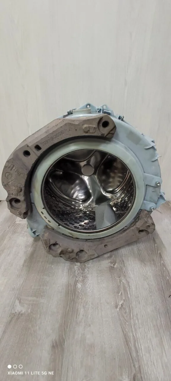 Бак в сборе Bosch 9000213427/9000132429 Только самовывоз!